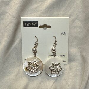 GNW Silver and Cream Crystal Earrings
